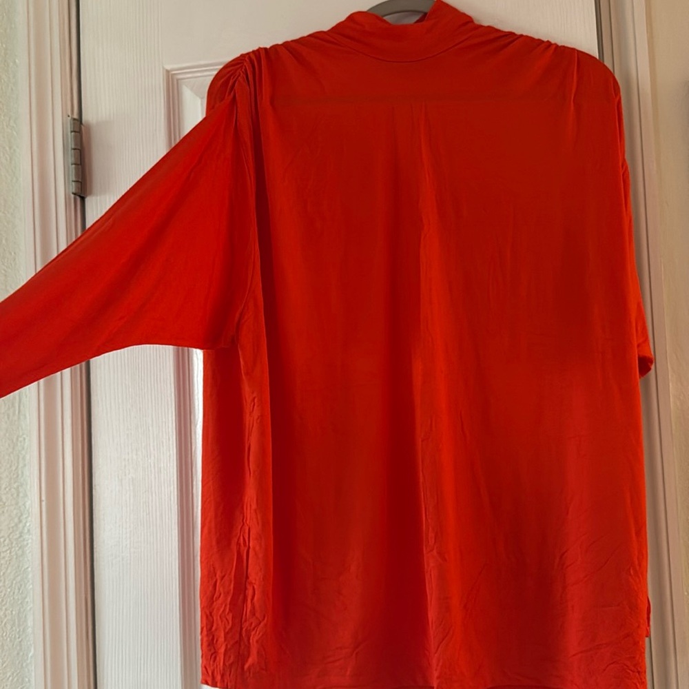 Flowy red top